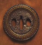 mukade gata tsuba